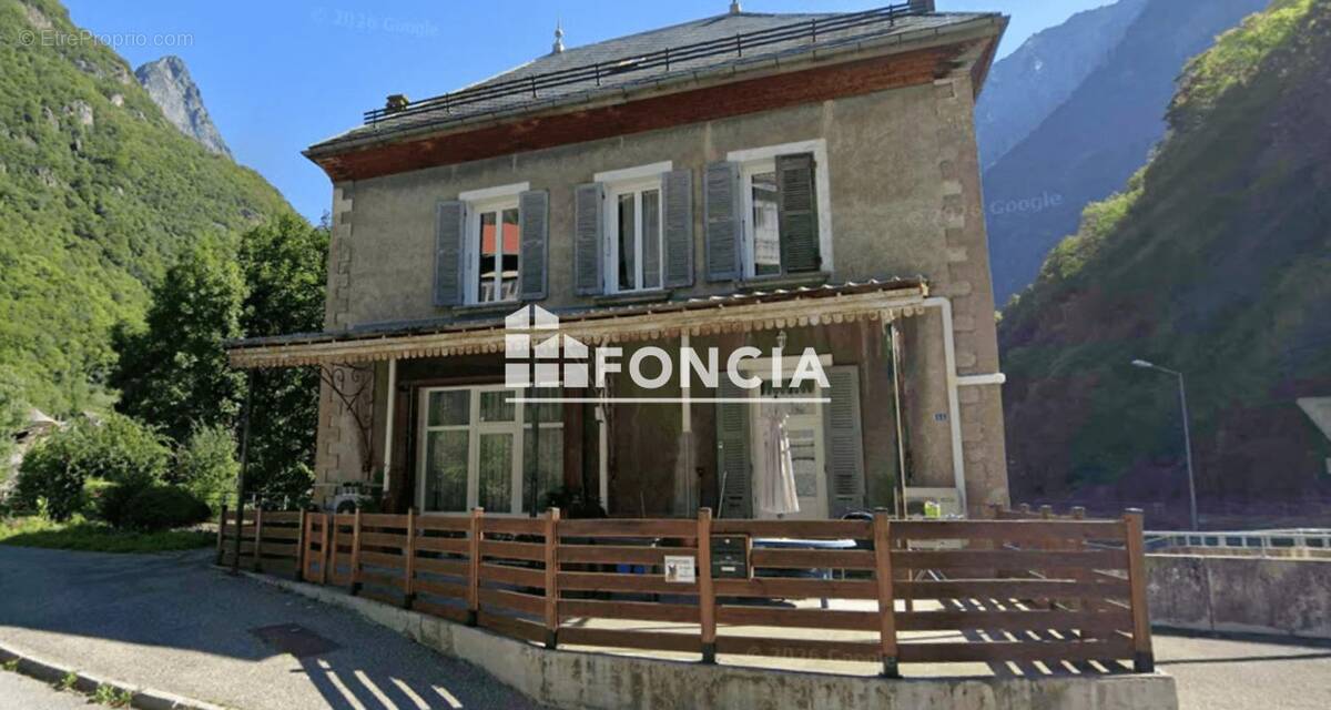 Maison à LIVET-ET-GAVET