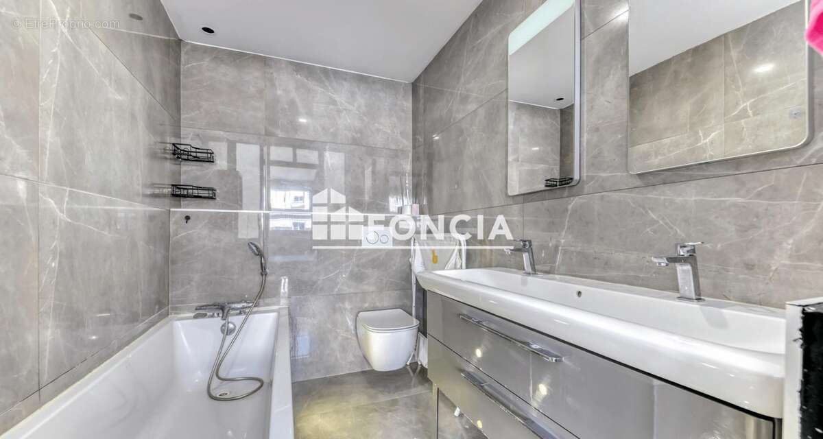 Appartement à LYON-6E