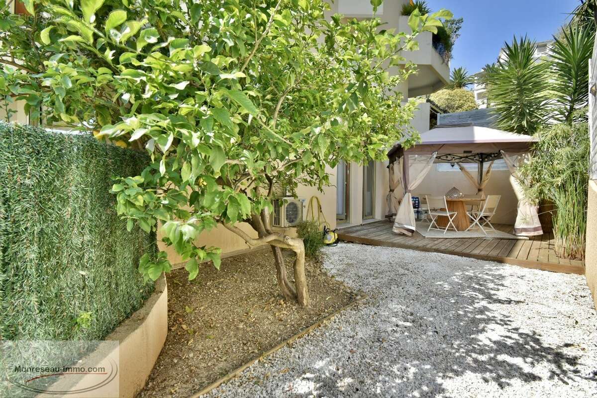 Appartement à LE CANNET