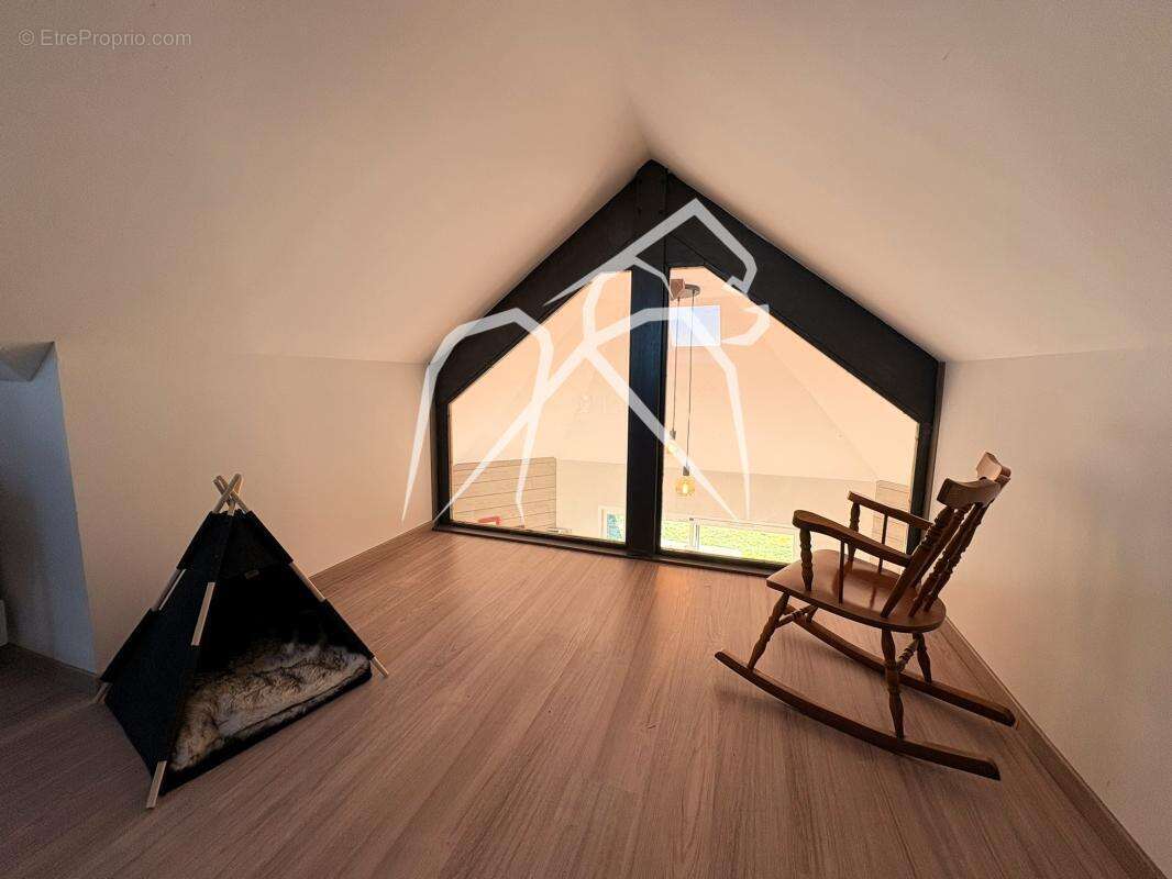 Maison à SAINT-PIERRE-DE-VARENGEVILLE