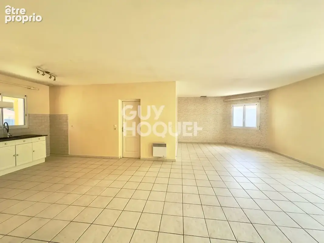 Belle maison familiale de 106 m² sur 1 000 m² de terrain - La Hume - photo 3