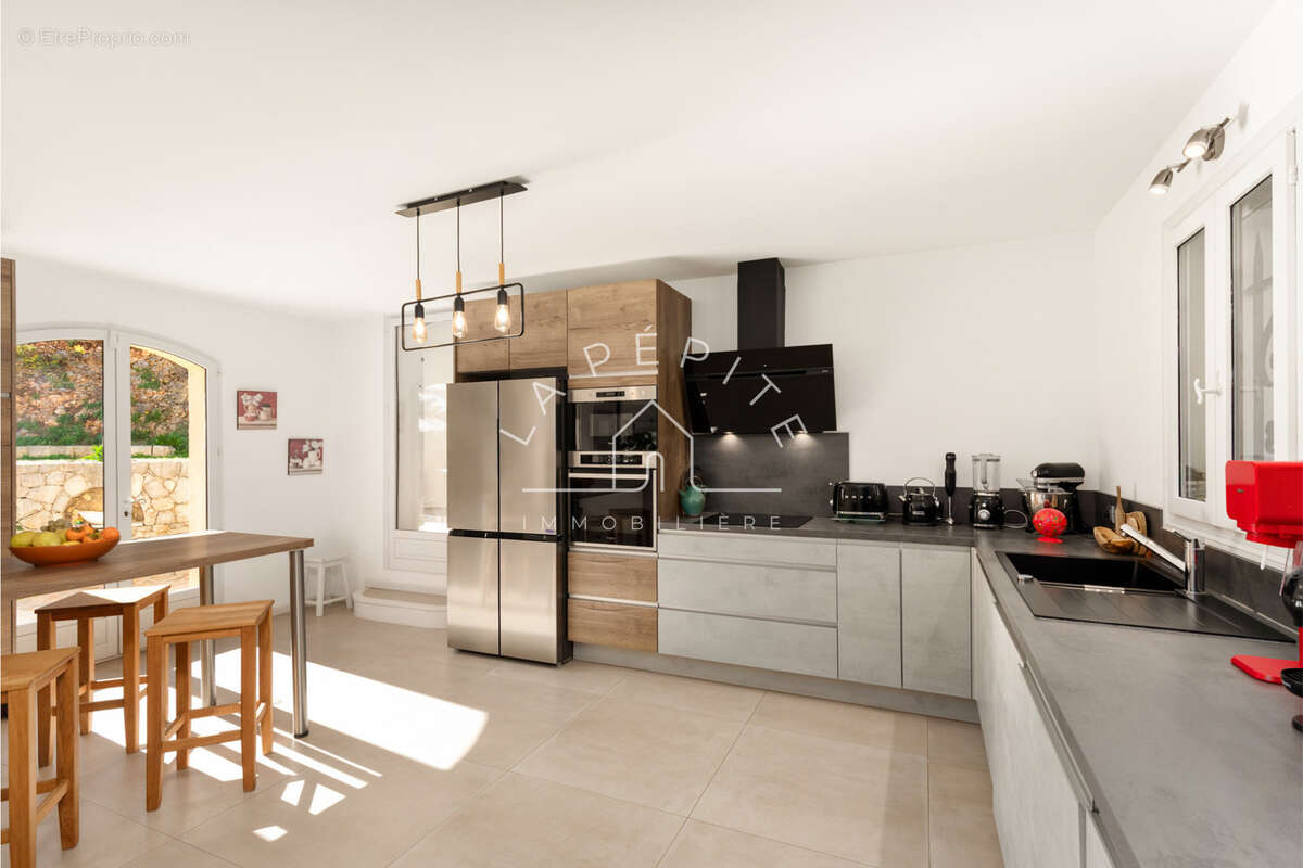 Maison à PEYMEINADE