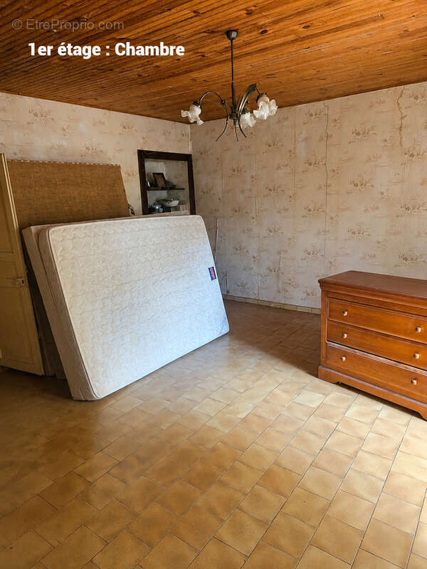 Boucoiran-et-nozieres - maison séparée en deux logements  - garage - photo 7