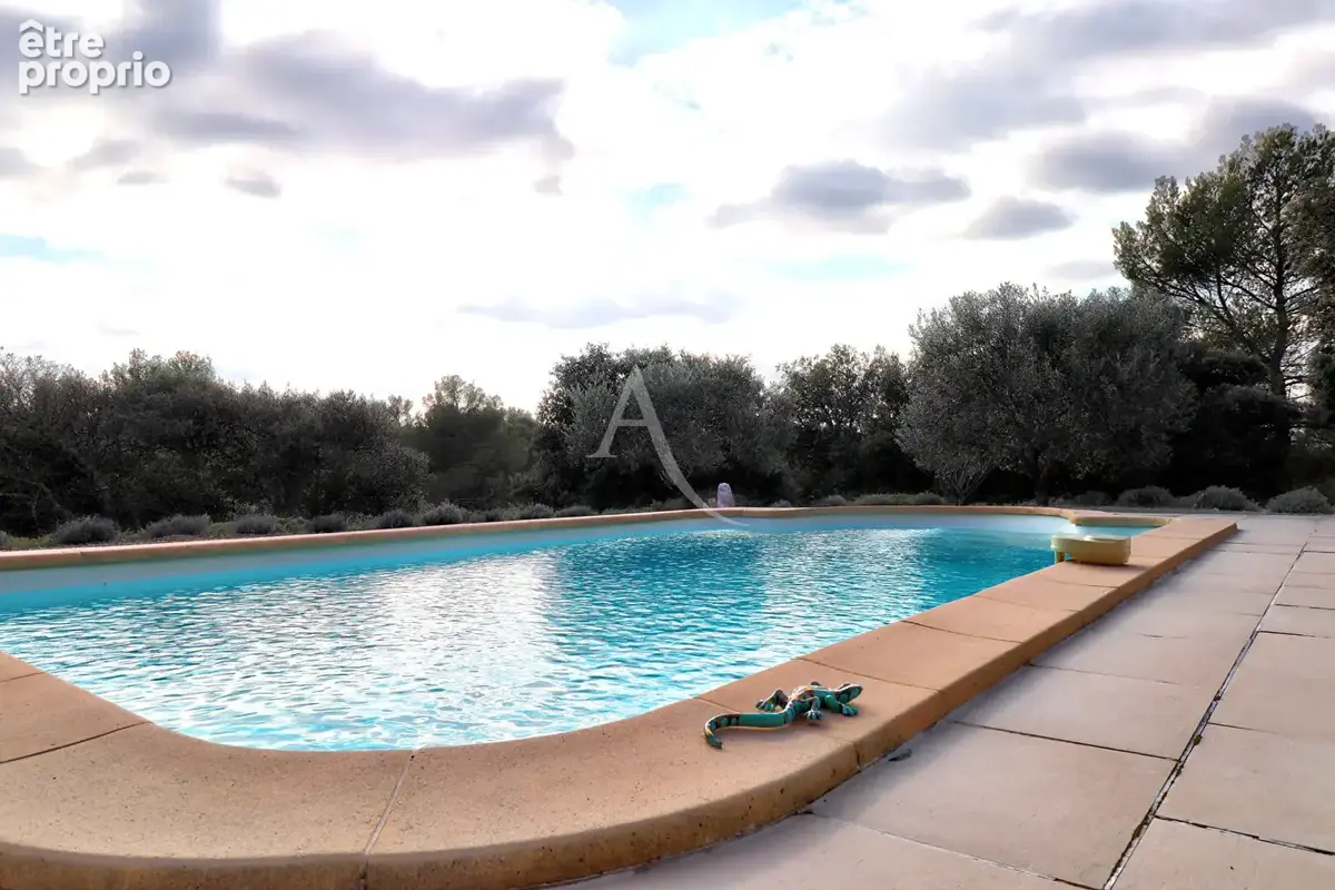 Villa t4 lumineuse au calme avec jardin de 1300m2 piscine et atelier - photo 4