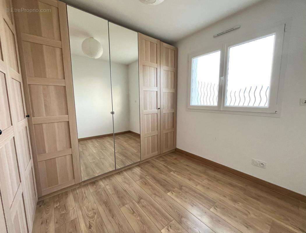 Maison à CHICHEBOVILLE