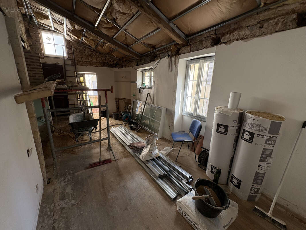 Maison à PUY-L'EVEQUE