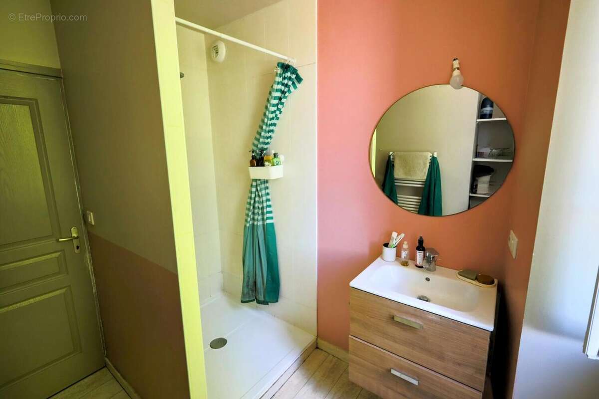 Photo 6 - Commerce à SAINT-PALAIS