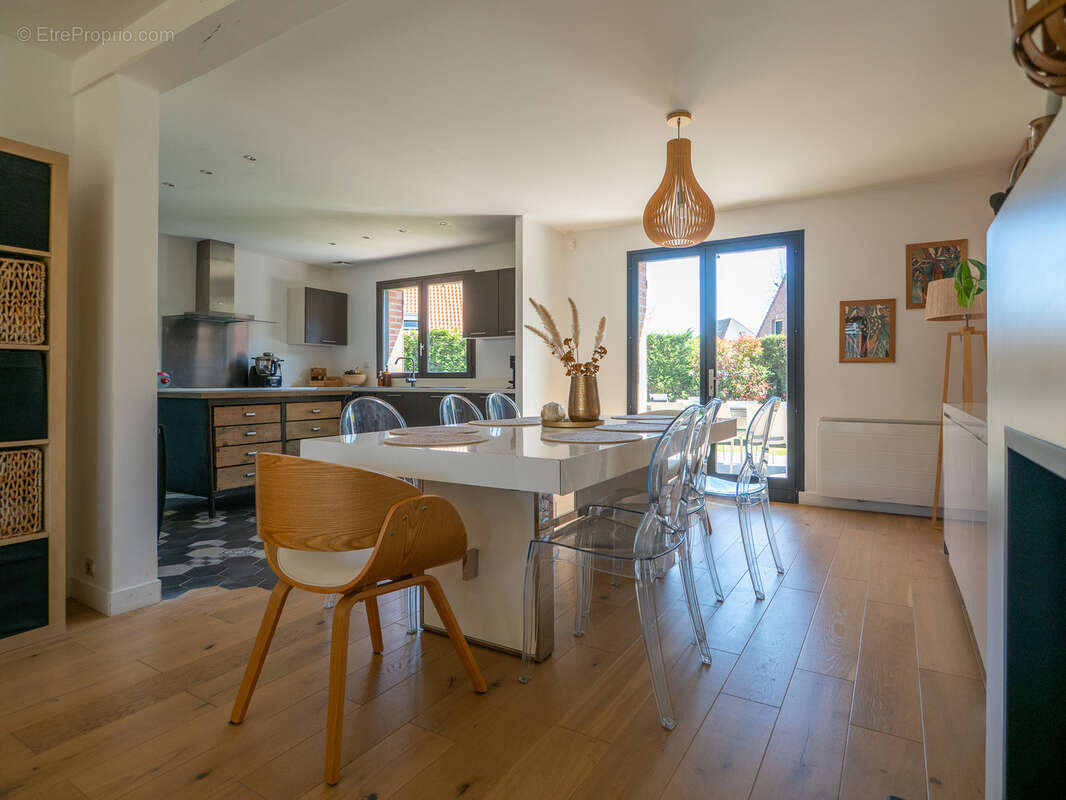 Maison à CAPPELLE-EN-PEVELE