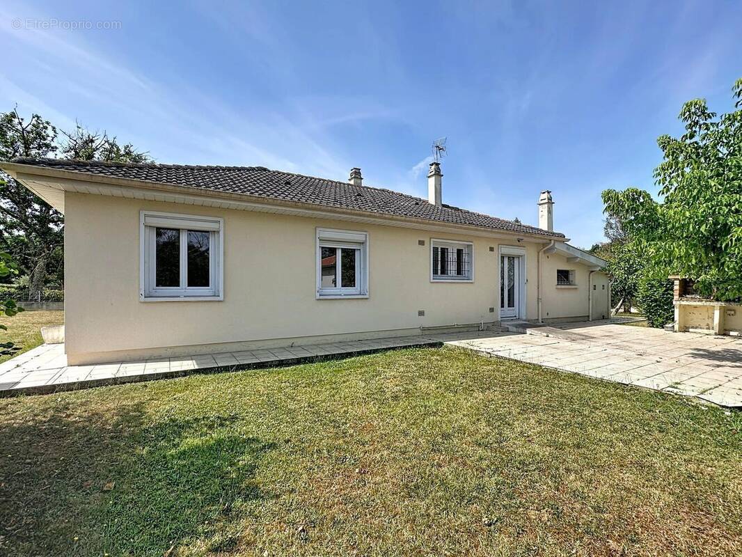 Photo 1 - Maison à FARGUES-SAINT-HILAIRE