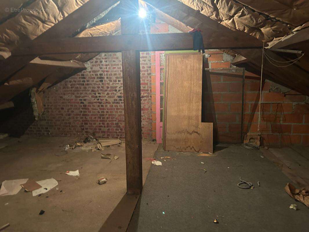 Immeuble commercial - photo 7