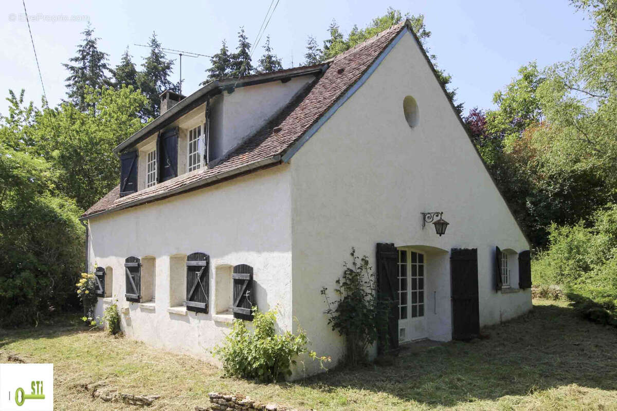 Photo 2 - Maison à LA CHAPELLE-SUR-AVEYRON