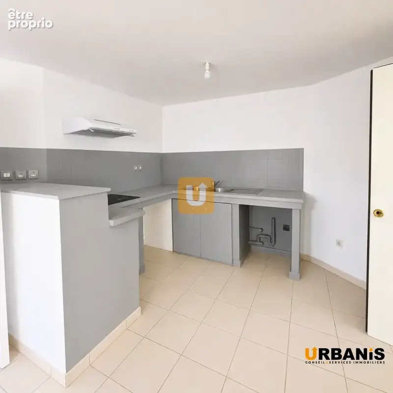 Appartement a vendre - belle opportunite sur le secteur du port - photo 3