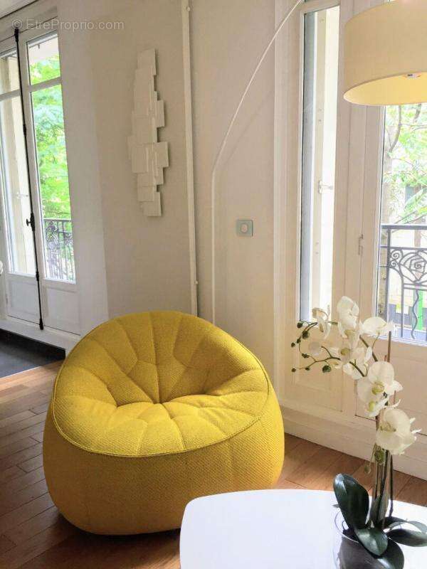 Appartement à PARIS-4E