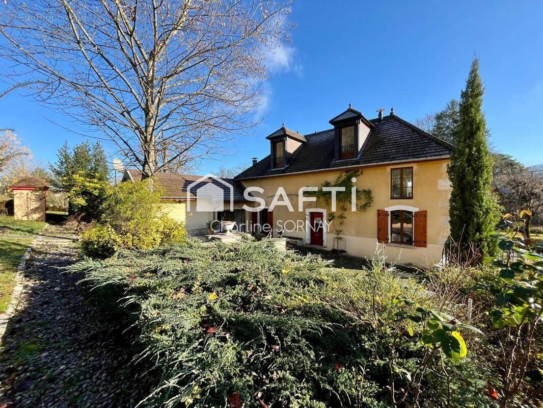 Photo 1 - Maison à PORT-LESNEY