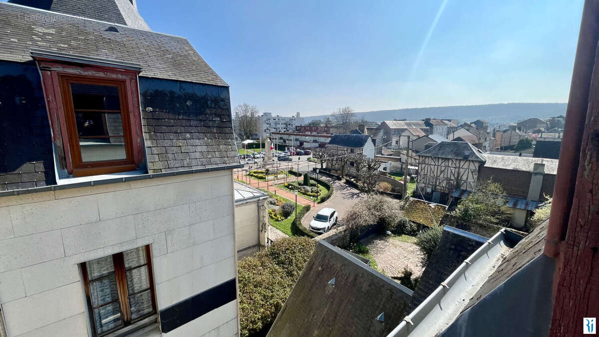 Appartement à CAUDEBEC-LES-ELBEUF