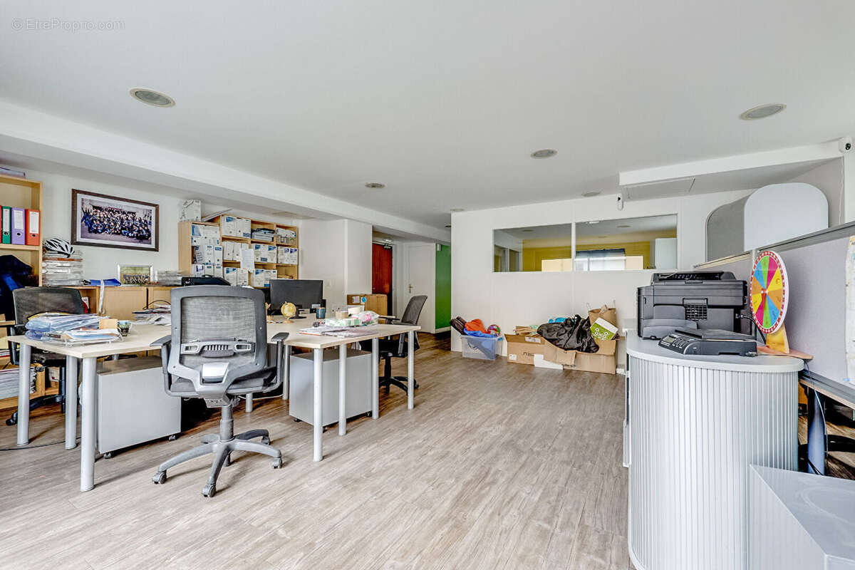 Commerce à PARIS-14E