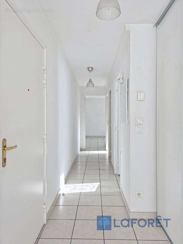 Appartement à SANARY-SUR-MER