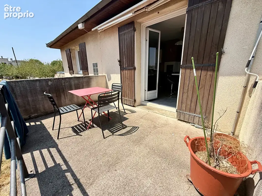 Maison Individuelle 130 m² - 5 pièces - 4 Chambres - Grand Garage - Jardin - Réquista. - photo 7