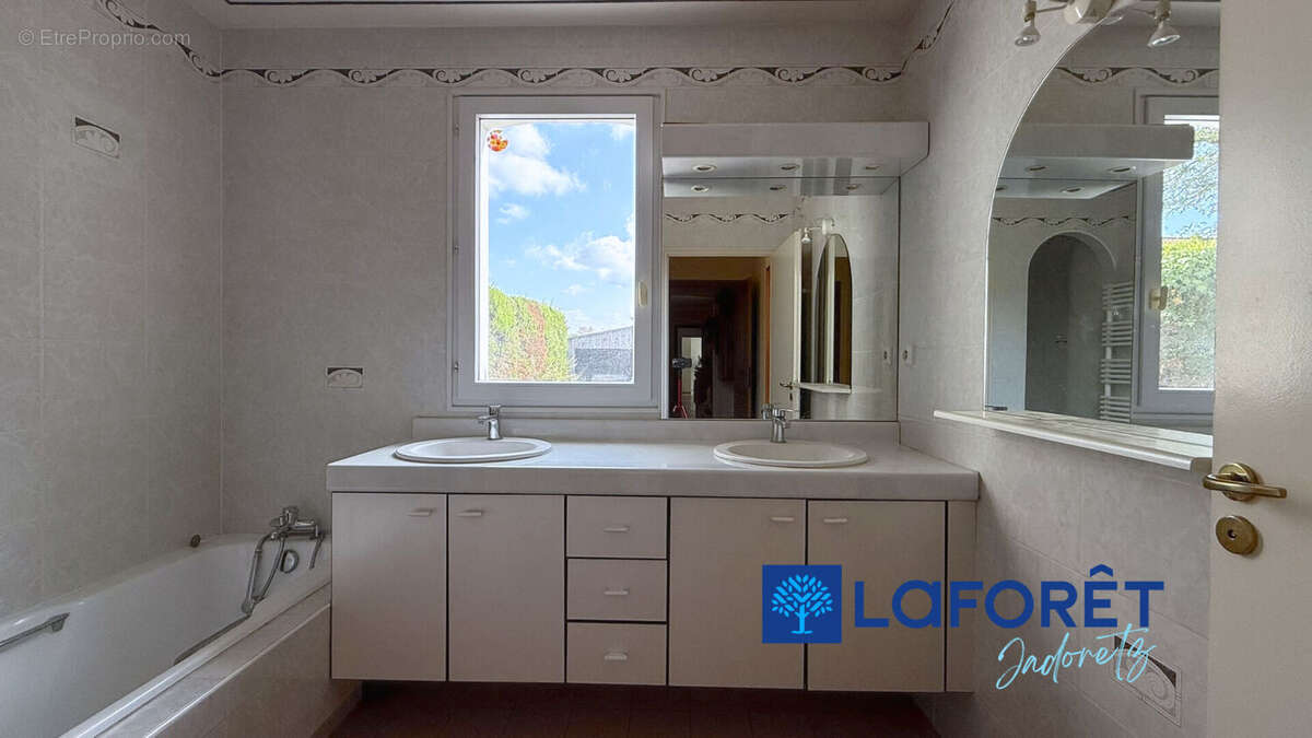 Maison à BOURGNEUF-EN-RETZ