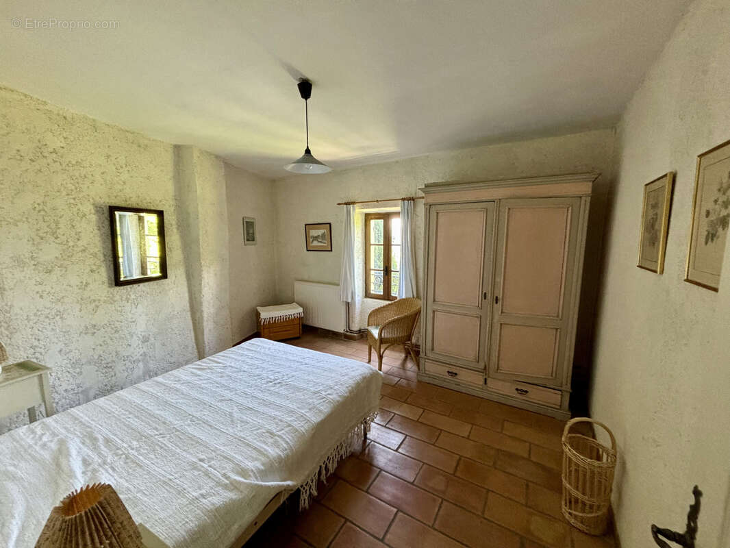 Maison à GRIGNAN