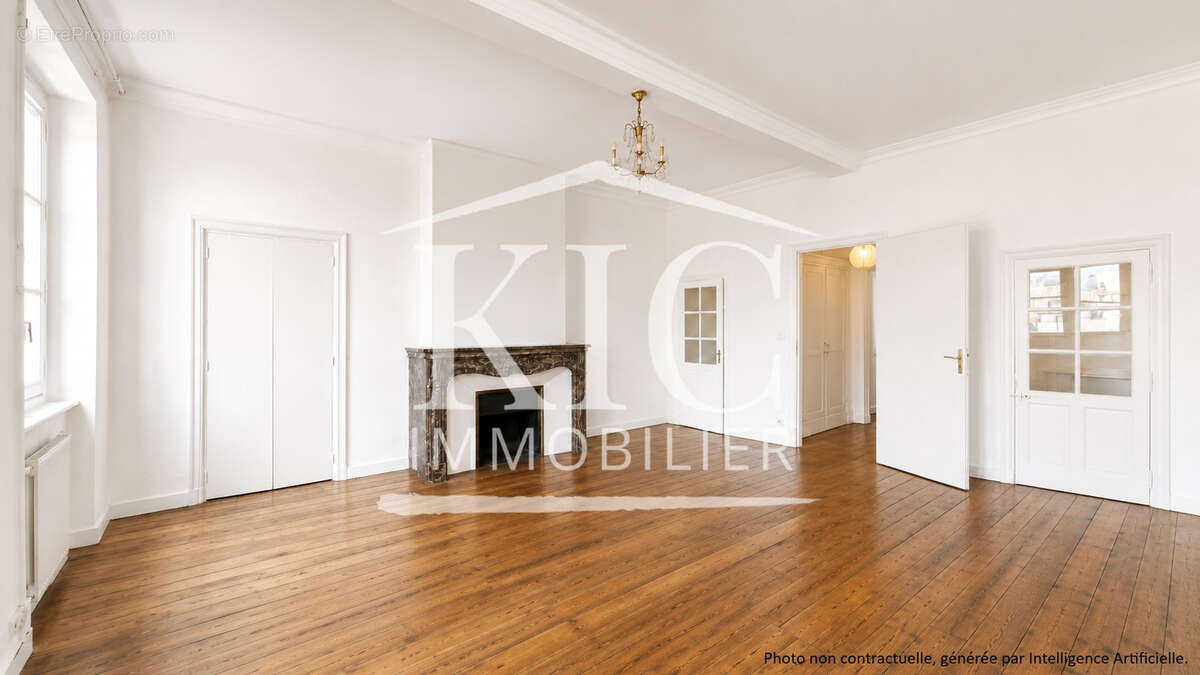 Carcassonne centre-ville - appartement t2 + grenier + parking - photo 5