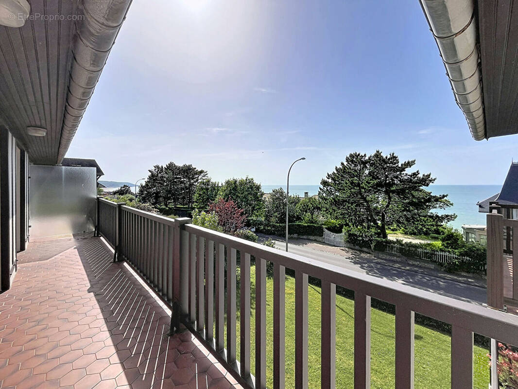 Appartement à BENERVILLE-SUR-MER