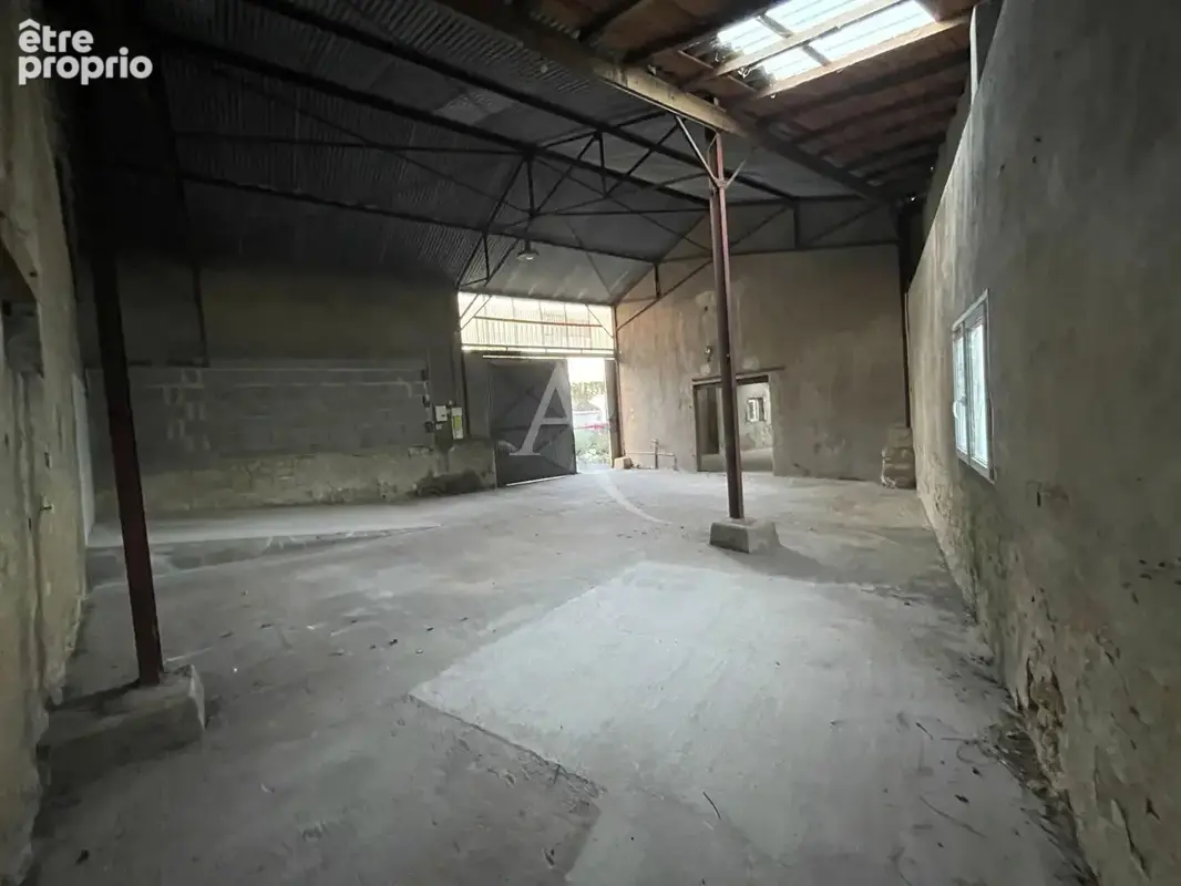 Garage Pont L Abbe D Arnoult 186 m2 - photo 8