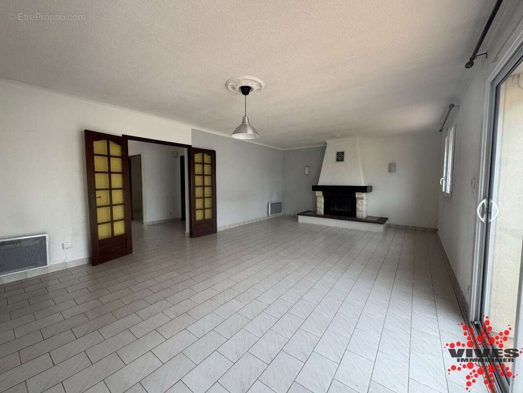 Maison à LIGNAN-SUR-ORB