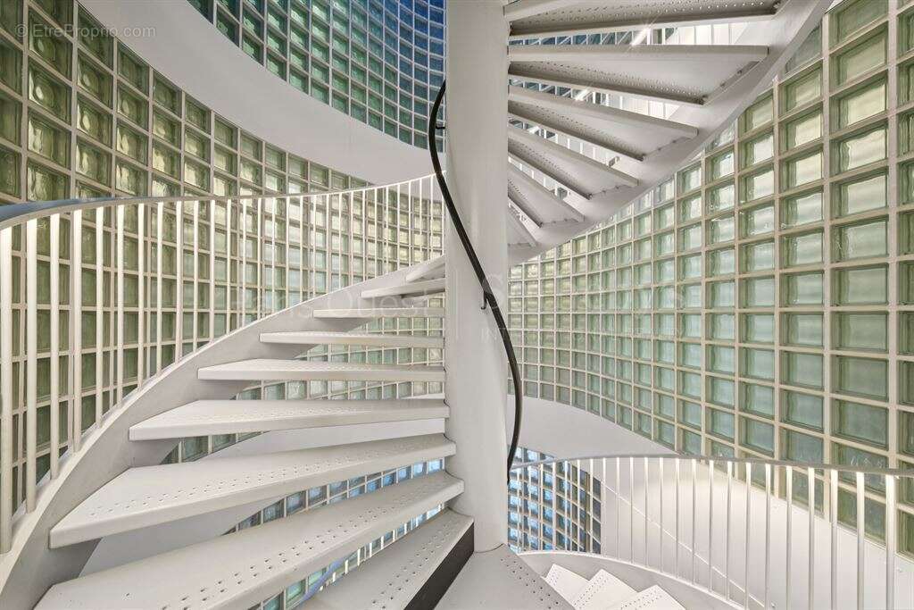 Appartement à PARIS-4E