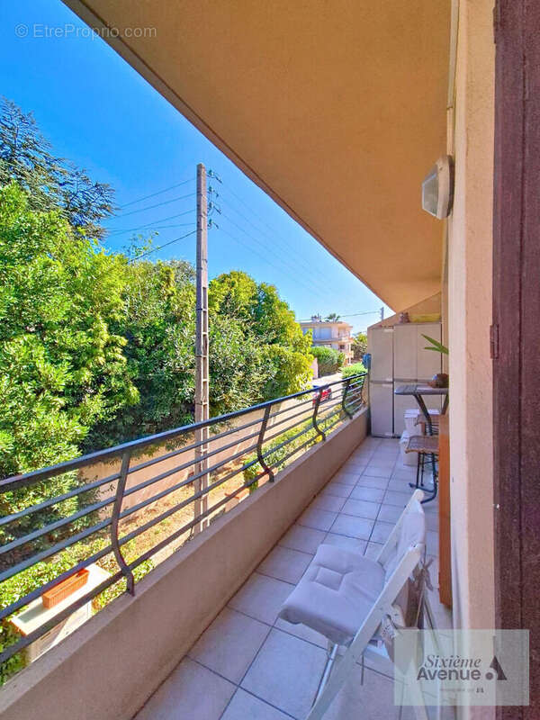 Appartement à SIX-FOURS-LES-PLAGES