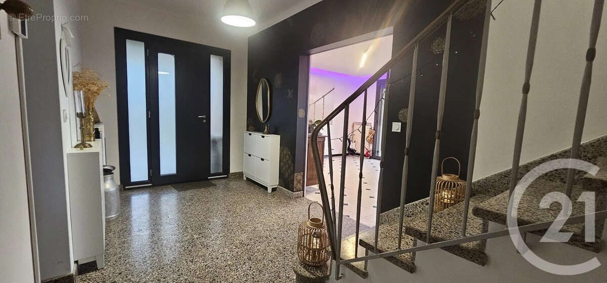 Maison à MAUREMONT