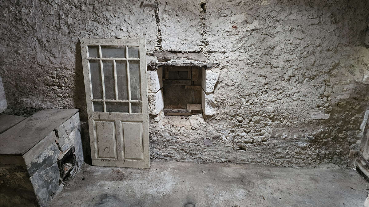 Maison à GRAND-BRASSAC