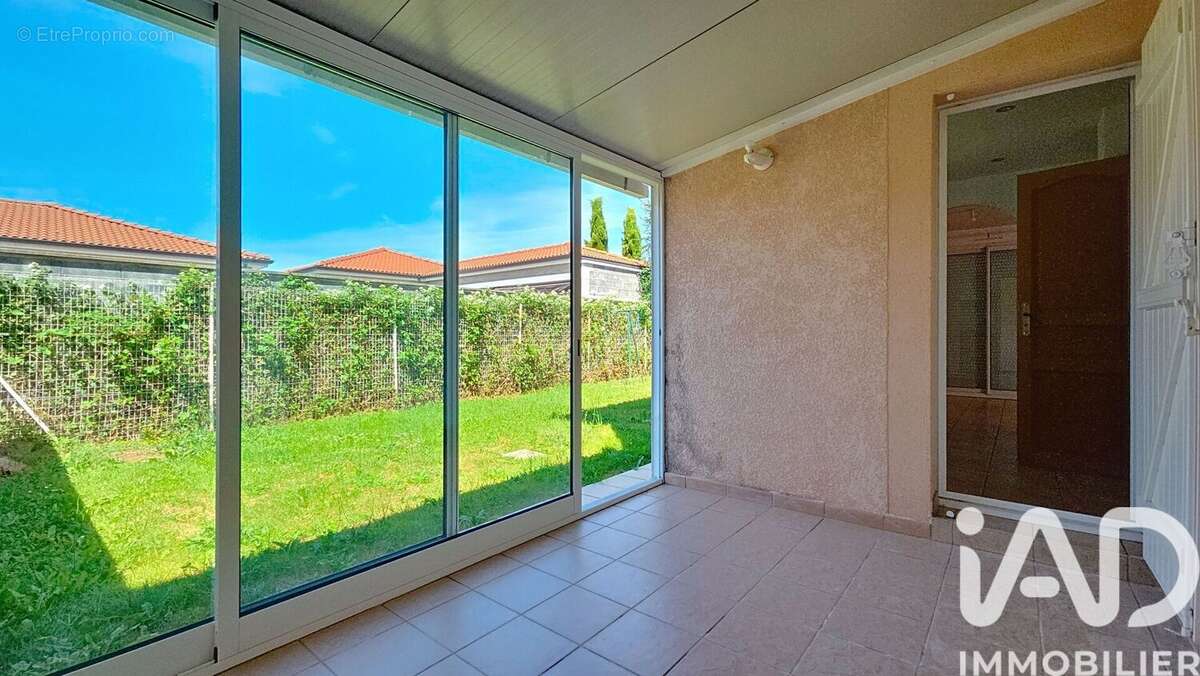 Photo 4 - Maison à JUILLAN