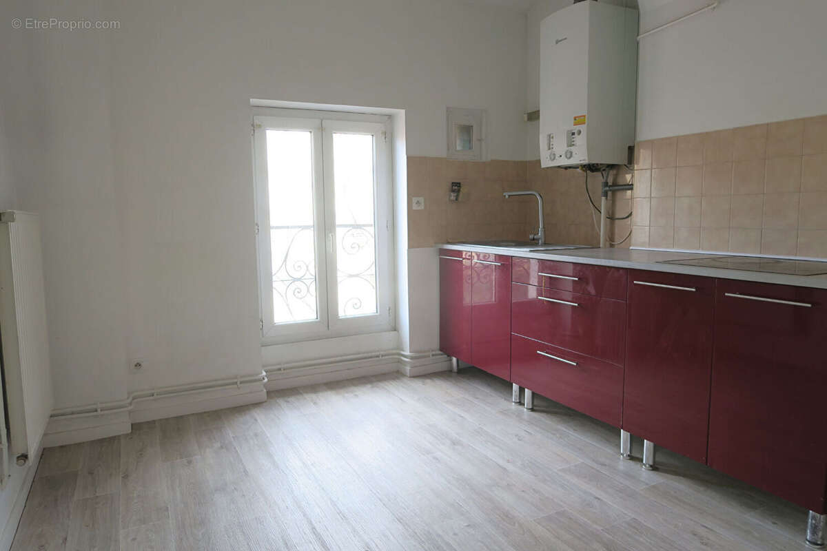 Appartement à SAINT-ETIENNE