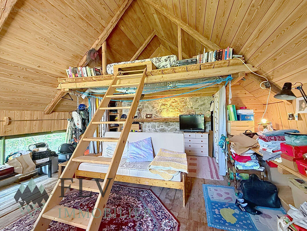 Maison à ISOLA