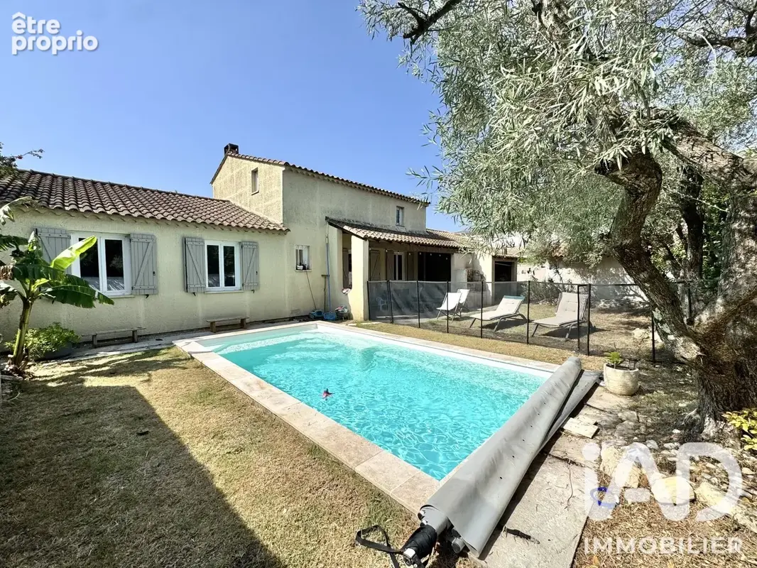 Photo 1 - Maison à JONQUIERES-SAINT-VINCENT