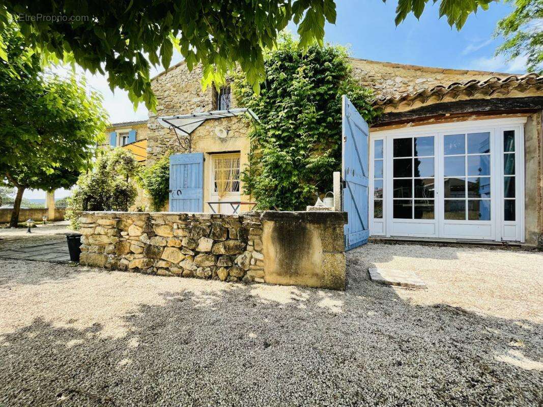 Maison à GOUDARGUES