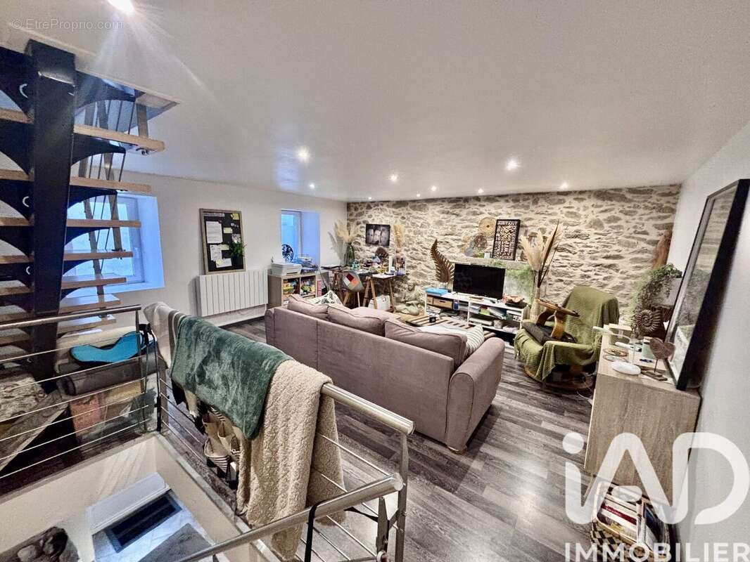 Photo 2 - Maison à PLOUGUERNEAU