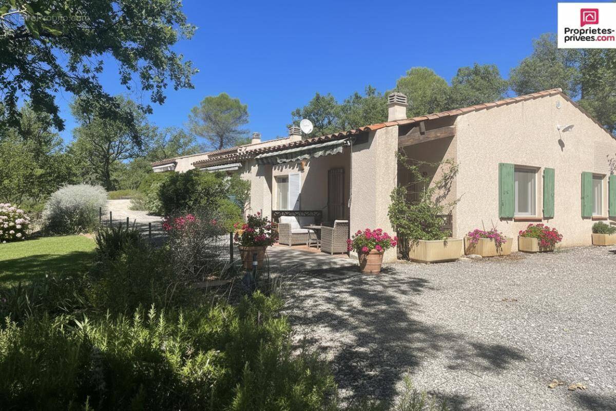 Maison à ESPARRON-DE-VERDON