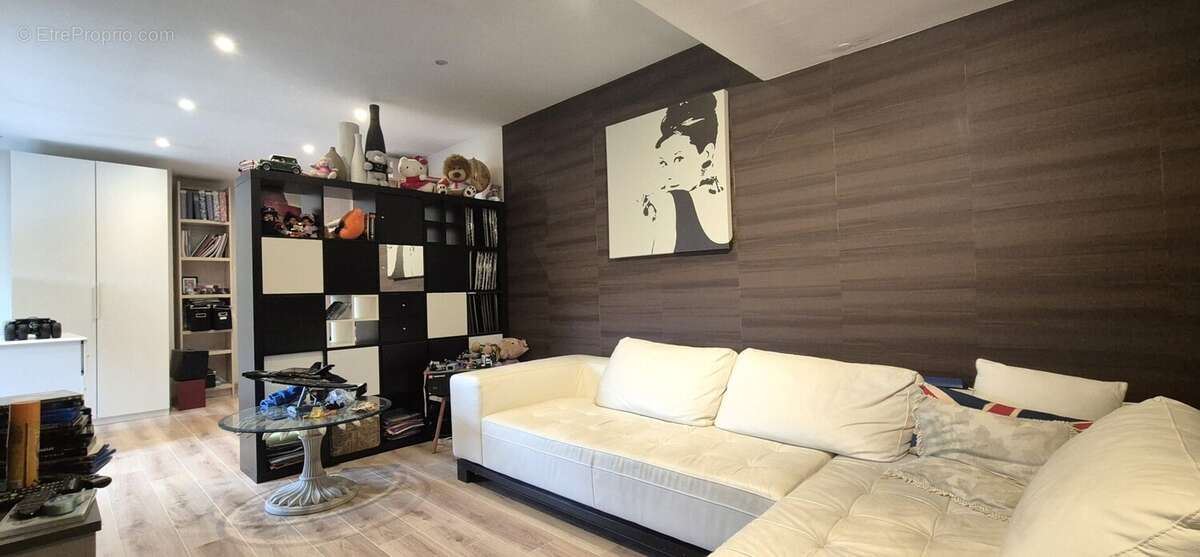 Chambre détente étage - Maison à HENIN-BEAUMONT