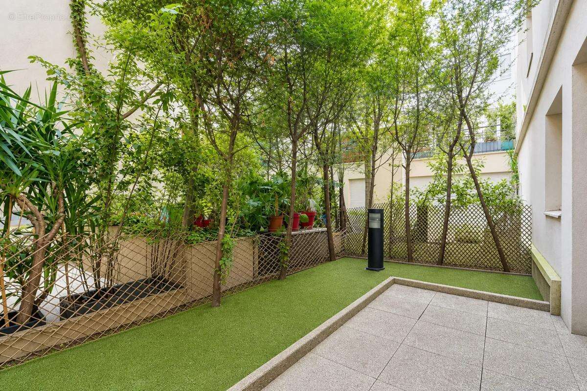 Appartement 3 pièces de 61 m² situé à Paris - photo 3