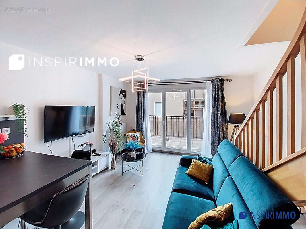 Duplex avec balcon - Appartement à CARRIERES-SOUS-POISSY