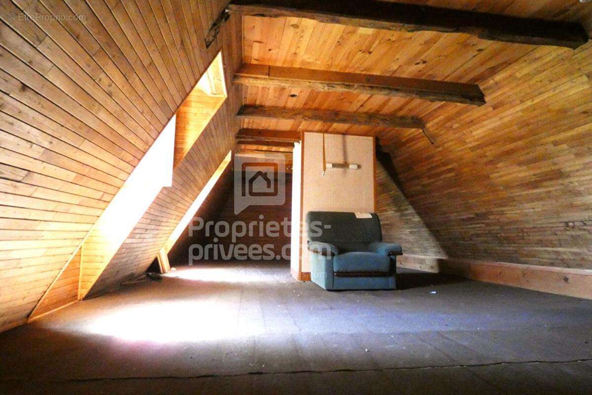 Maison ancienne à restaurer, fort potentiel + Jardin 2000 m² - photo 14