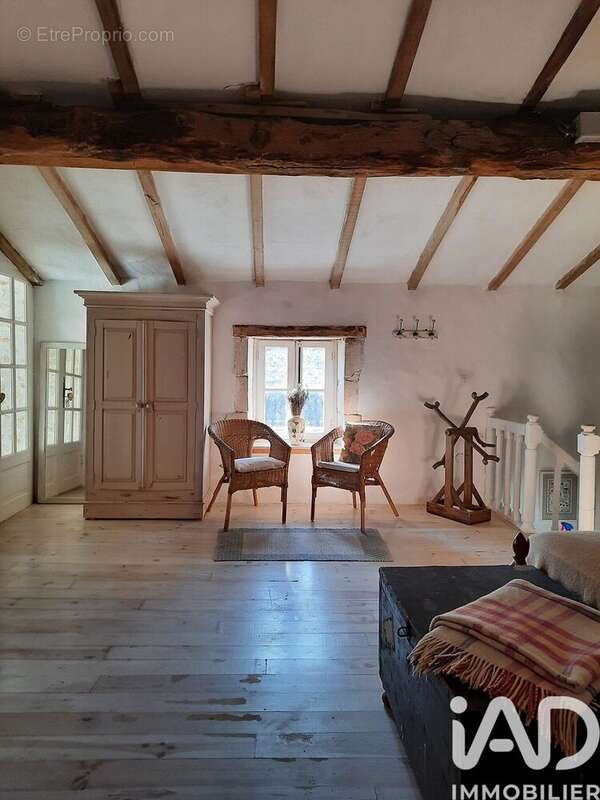 Maison 174 m² à Geay  - photo 5