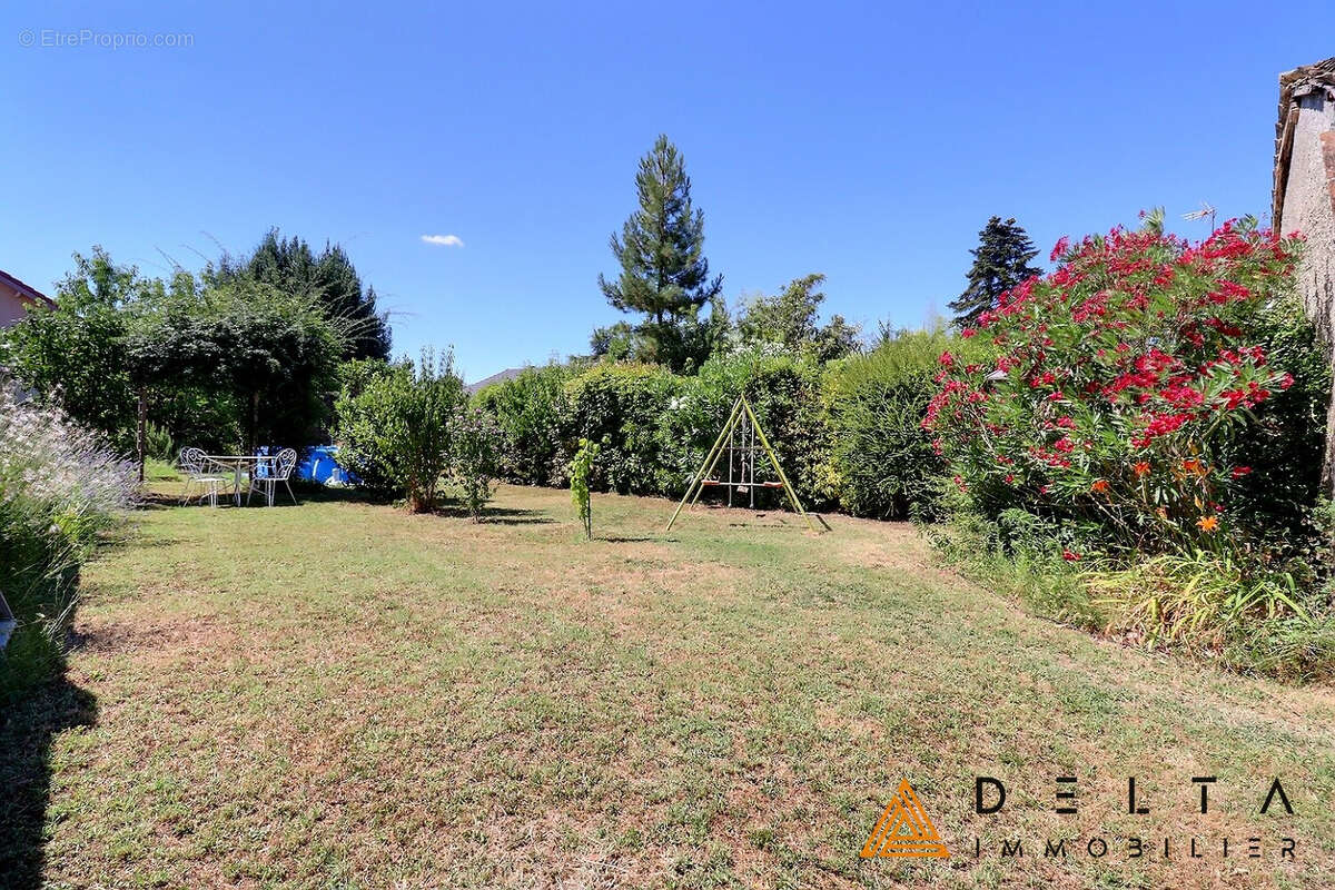 Maison 73.9 m² sur 496 m² de parcelles - photo 3