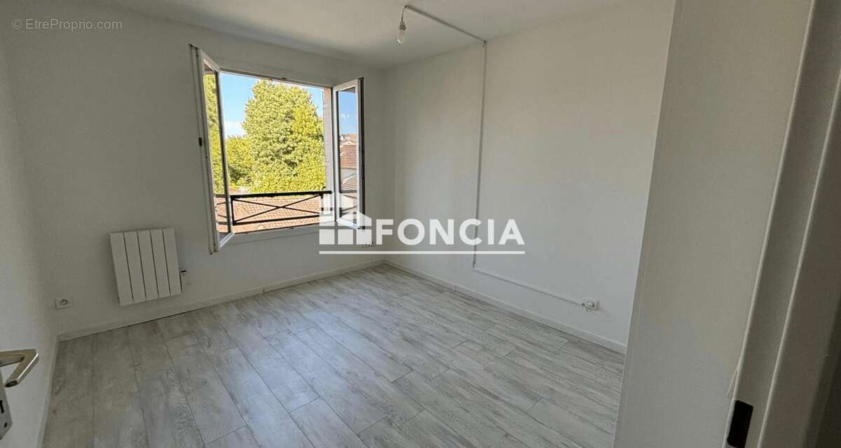 Appartement à SARCELLES