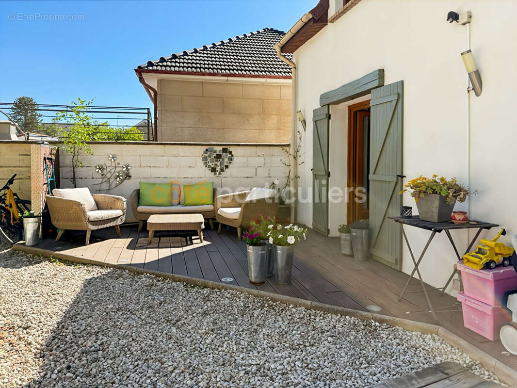 Maison à GRISY-SUISNES