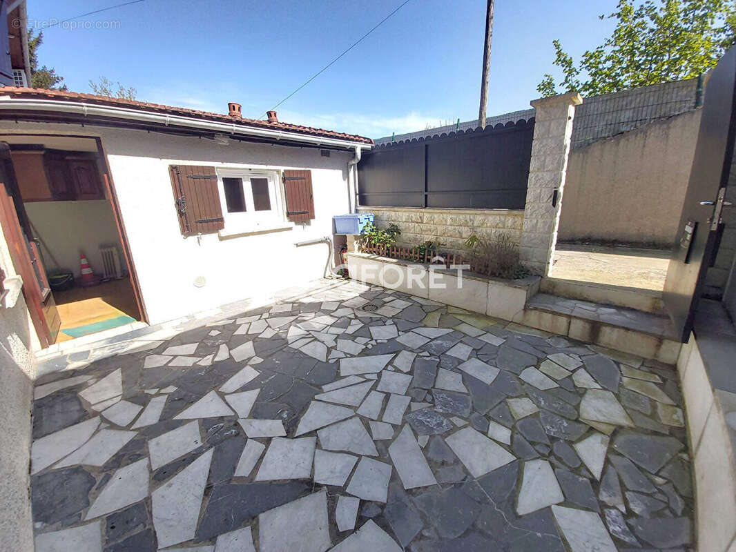 Maison à VILLEMOMBLE