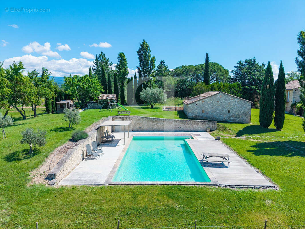 Maison à GORDES
