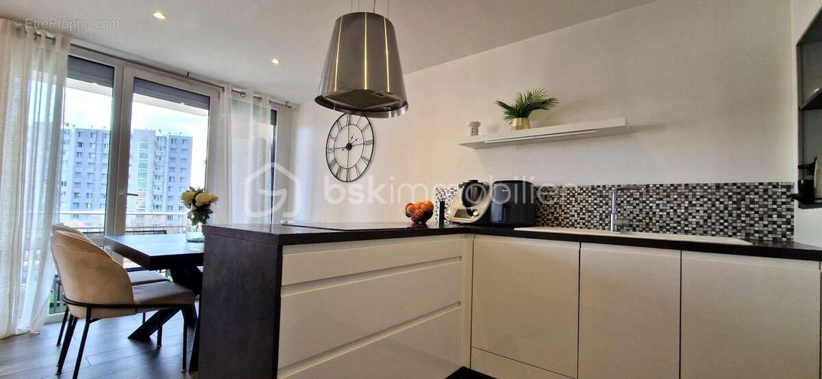 Appartement à ECHIROLLES